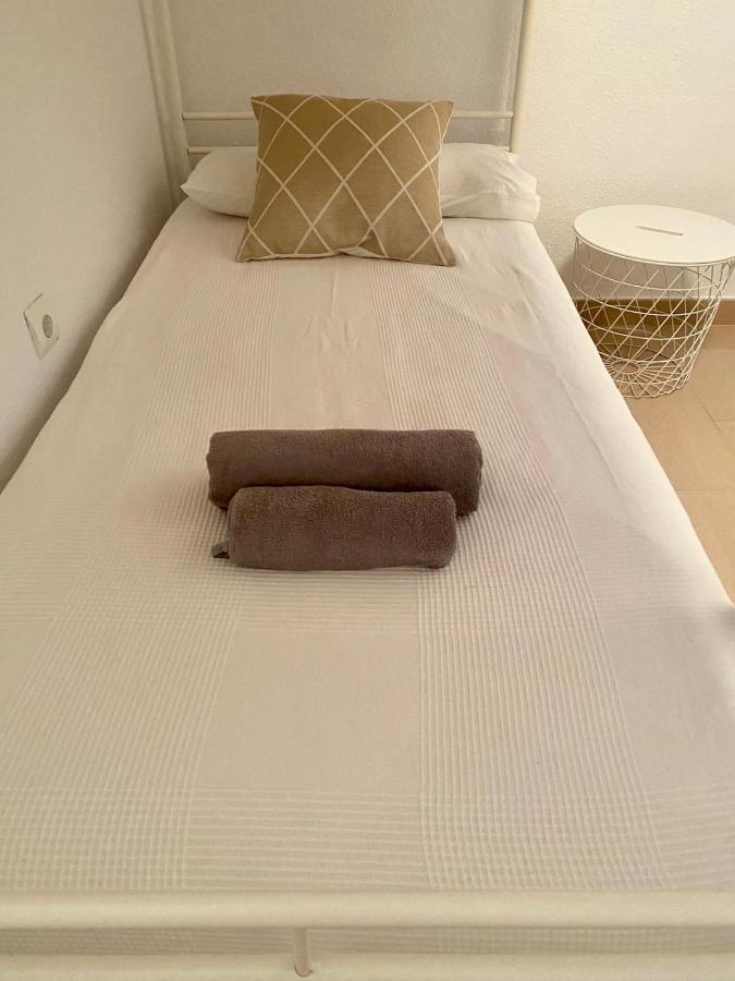 Formentor Beach primera linea de playa Apartamento Salou Exterior foto