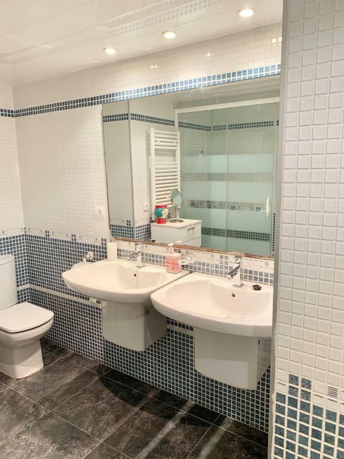 Formentor Beach primera linea de playa Apartamento Salou Exterior foto