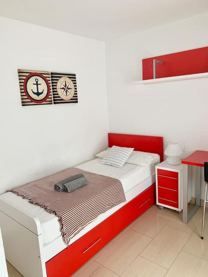 Formentor Beach primera linea de playa Apartamento Salou Exterior foto